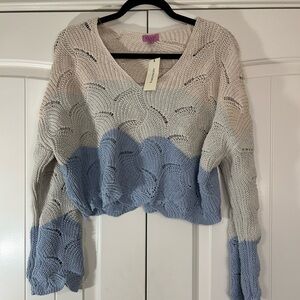 NWT Miami - Franchesca’s Blue and Cream Summer Cropped Sweater. Size Medium.